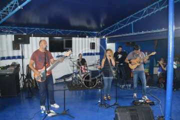 Charlie's & Ruano Band menea a Salinetas (Foto TA)